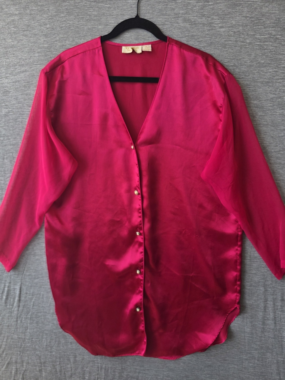 Vintage Victoria’s Secret Gold Label Hot Pink Satin Pajama Top M/L